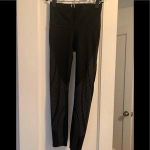 Lululemon mapped leggings